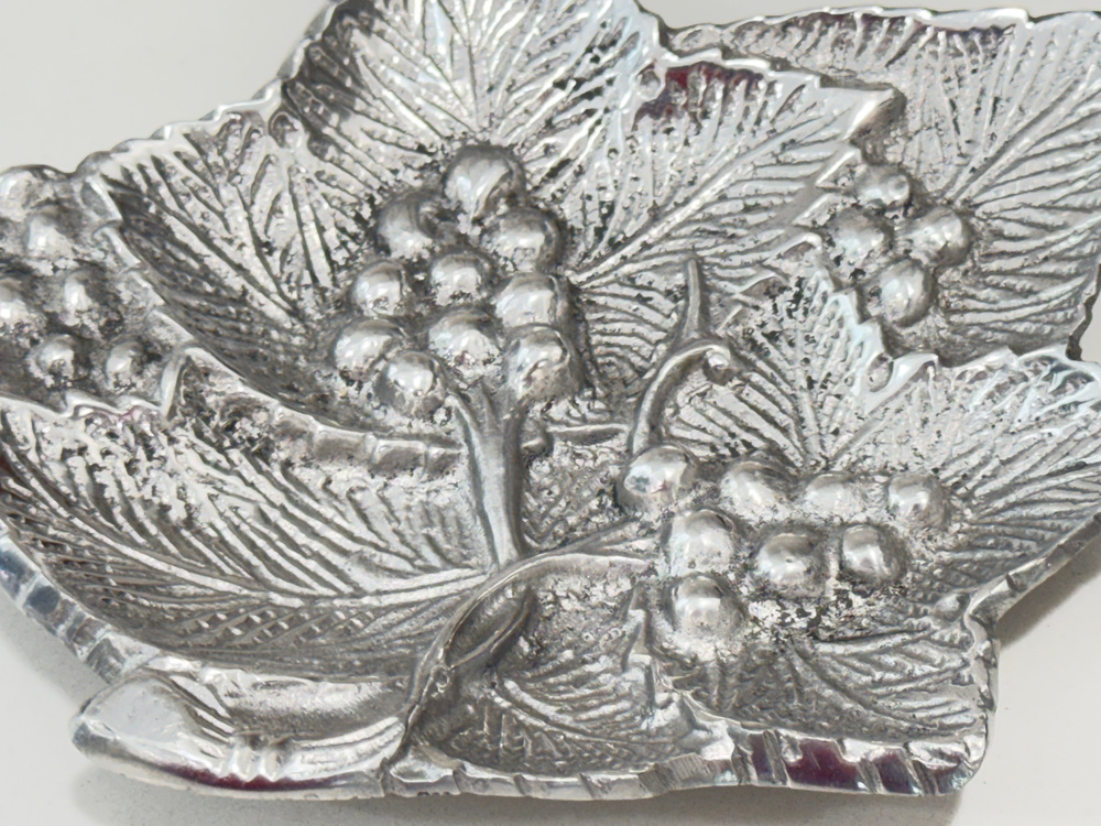 Vintage MCM Pewter 3D Grape Leaf Trinket Dish Metal Catch All Ring Tray India